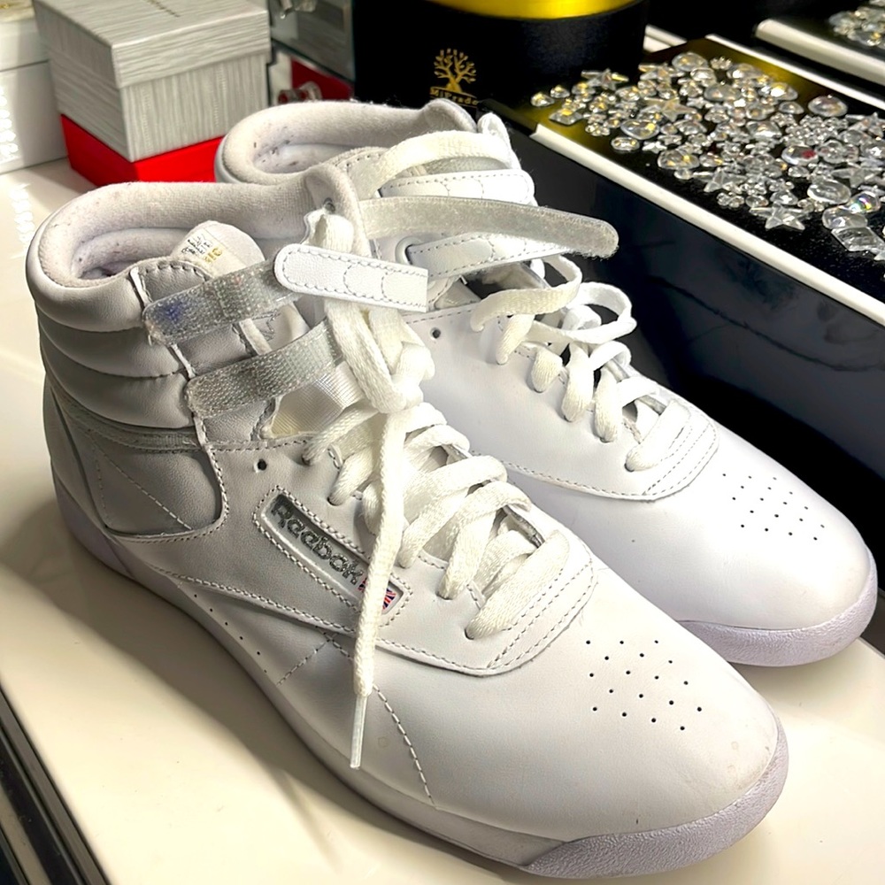 Reebok Freestyle Hi Women's Shoes size 10